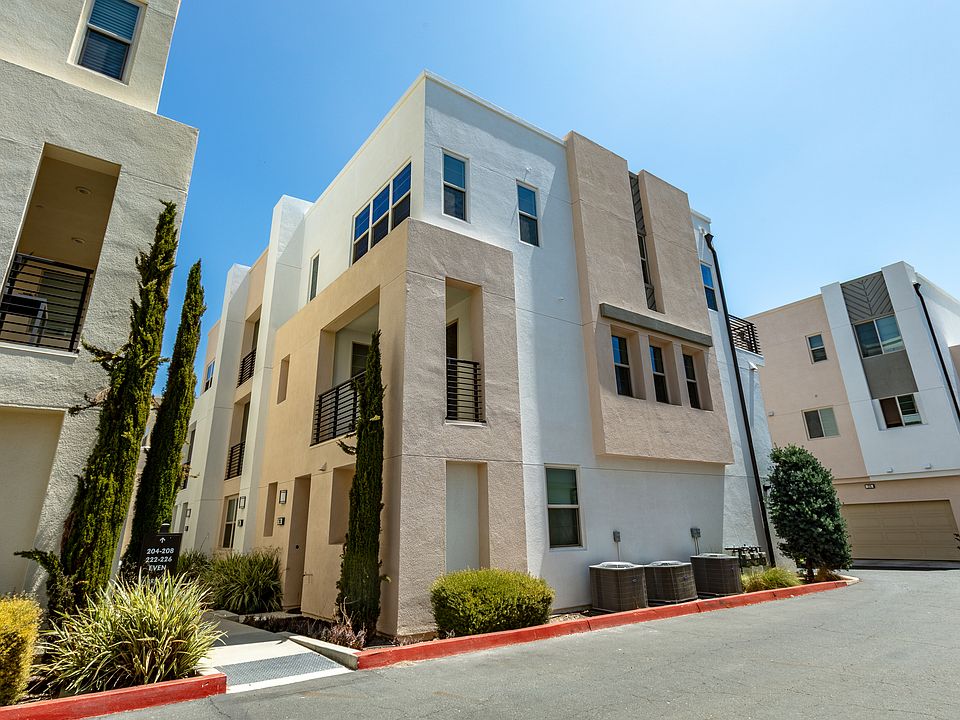 Exterior - Front