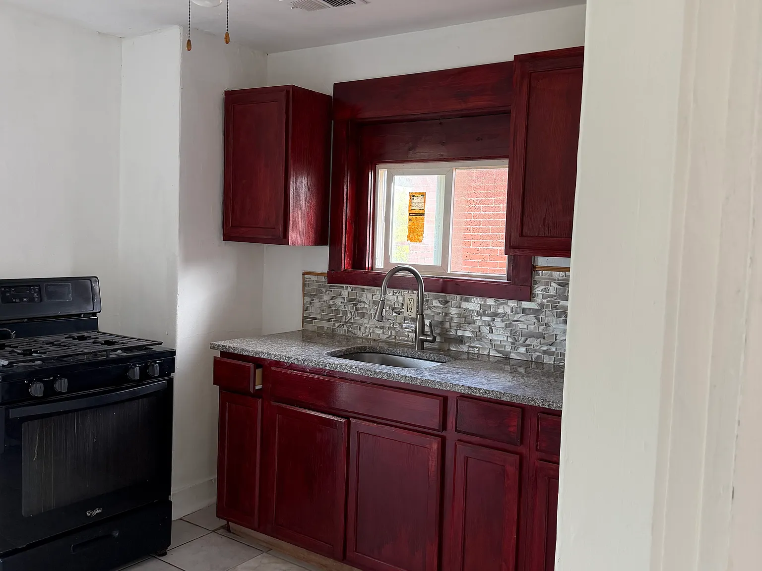 2 bed, $1,200 — Photo 1