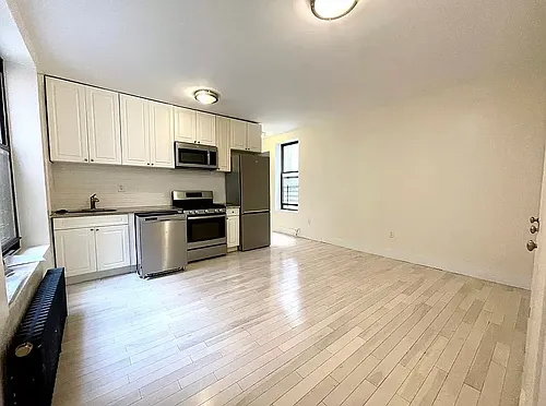 130 Wadsworth Ave #32 Photo 1