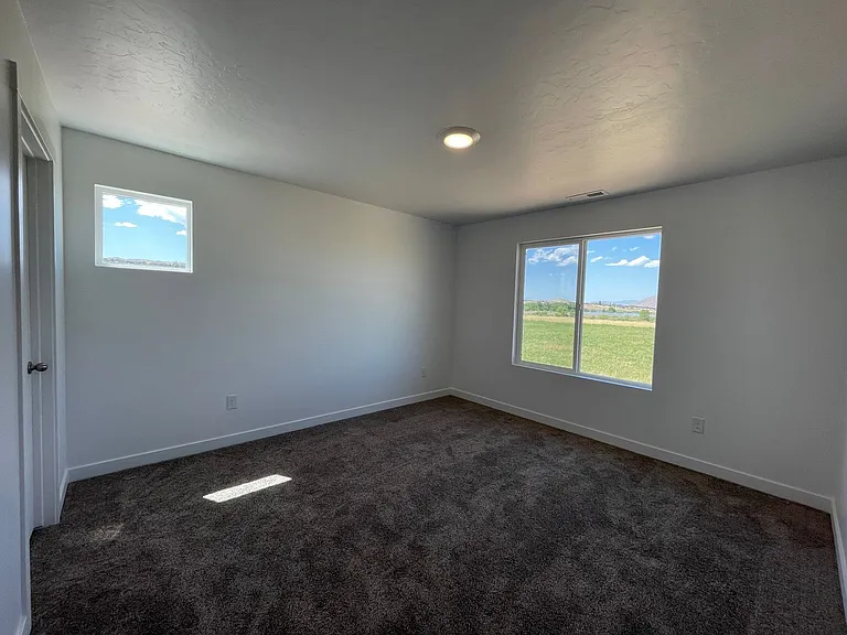 1256 W Hidden Spring Dr — Photo 32