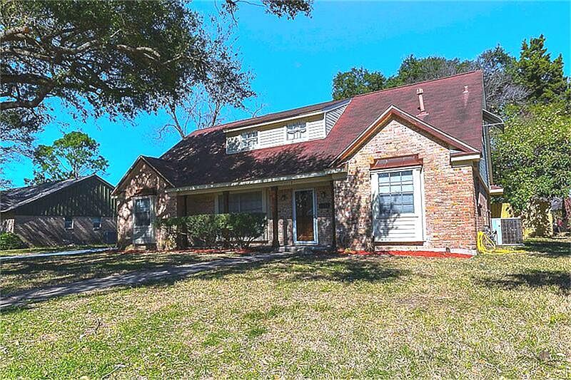 1st image of 7718 Clarewood Dr