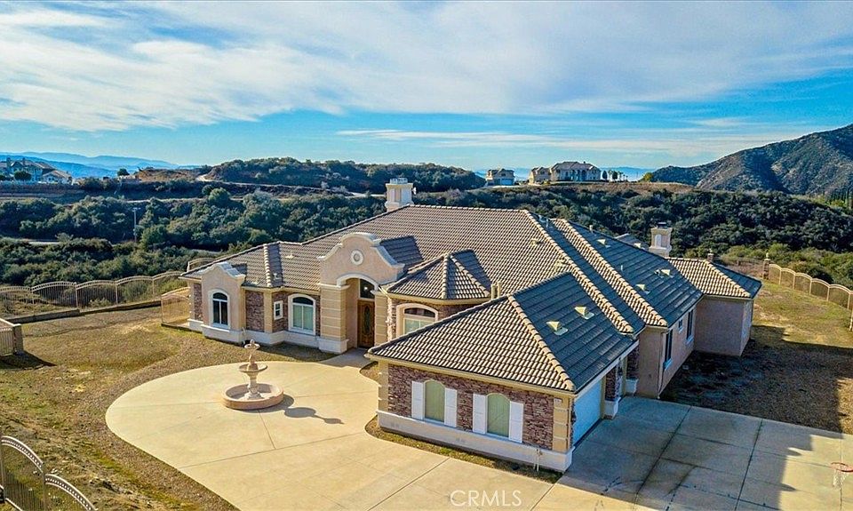 1st image of 39365 Butterfly Dr