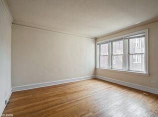 3748 W Irving Park Rd APT 3E, Chicago, IL 60618