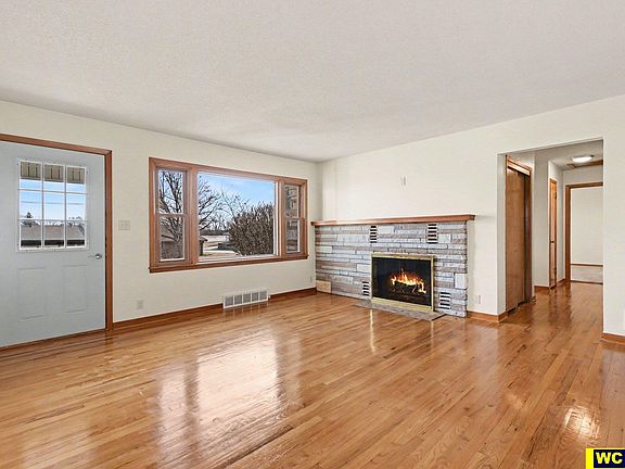 5th image of 1341 Wilbur St