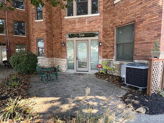 4th image of 2356 Park Ave Unit 108