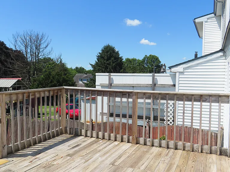 1008 Reading Ave — Photo 41