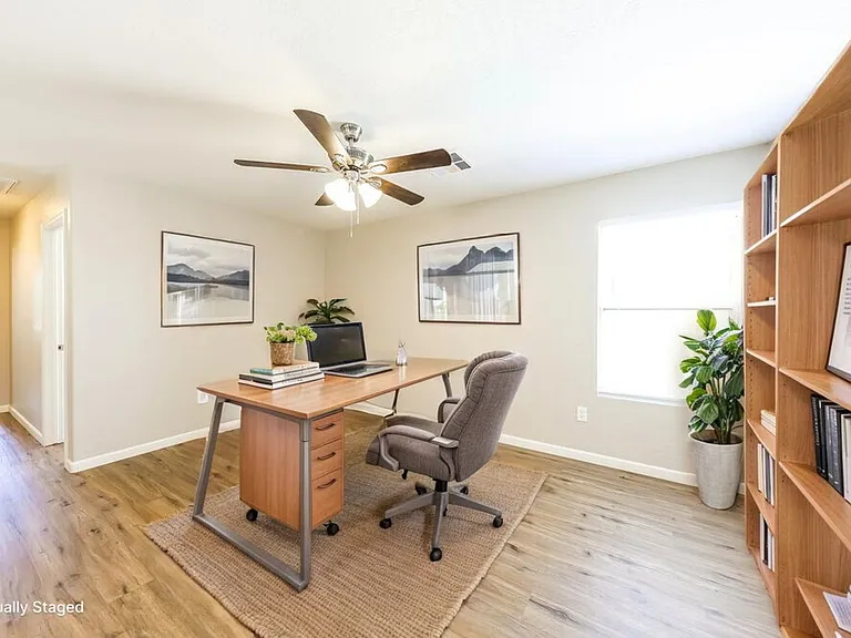 13416 W Peck Dr — Photo 18
