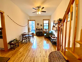 Rented by Harris Philip NYC