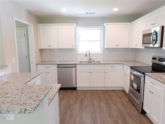 5th image of 1931 Lee Road 2087