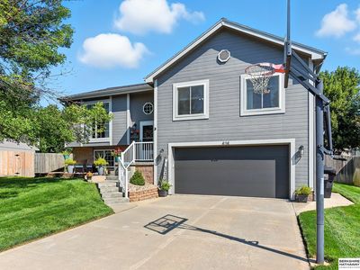 828 Clearwater Dr, Papillion, NE, 68046