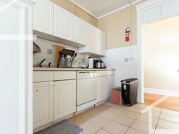 2nd image of 324 Saint Paul St #16