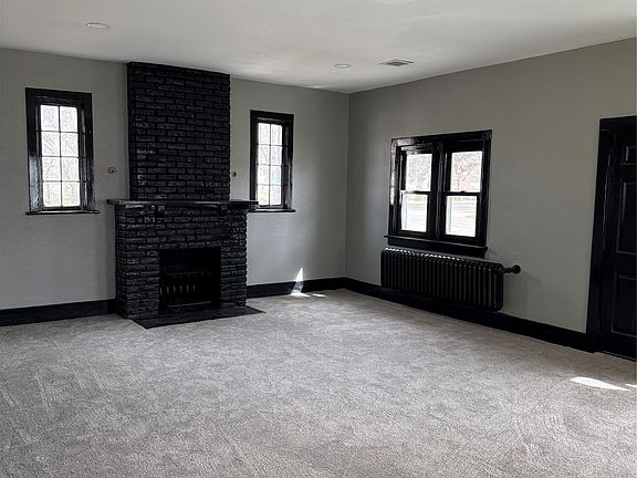2nd image of 709 N 6th St