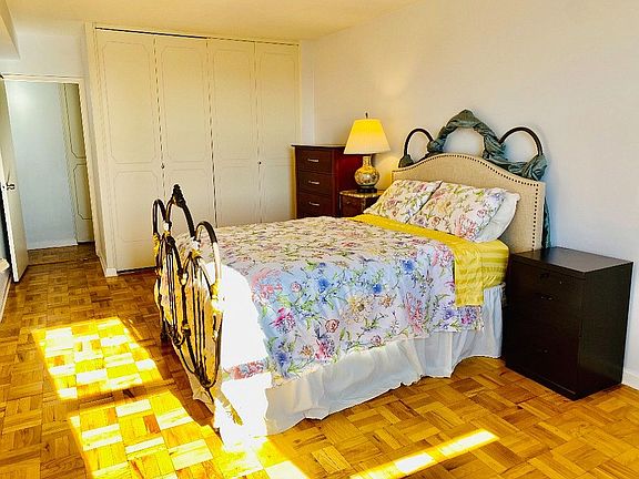 beautiful large bedroom