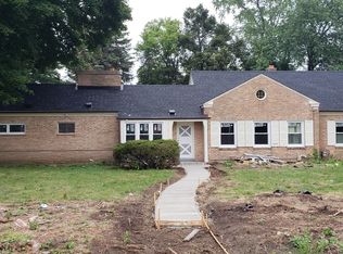 18585 W National Ave, New Berlin, WI 53146