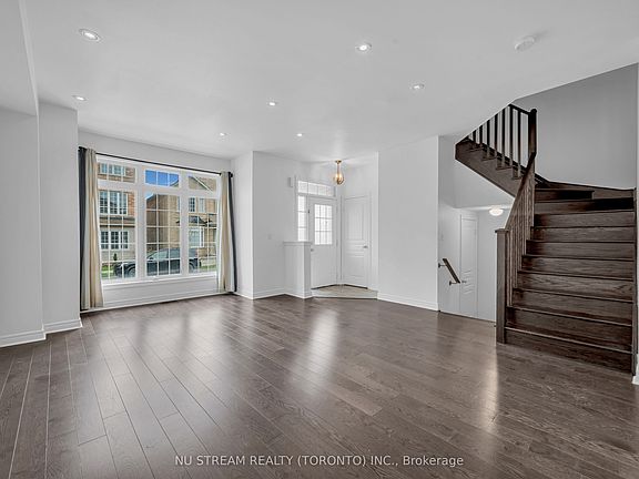 2nd image of 17 Greenery Rd