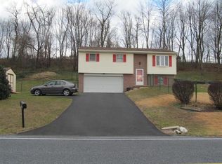 717 White Oak Rd, Manheim, PA 17545