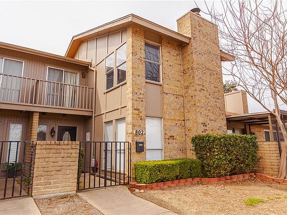 2nd image of 802 Shady Creek Ln