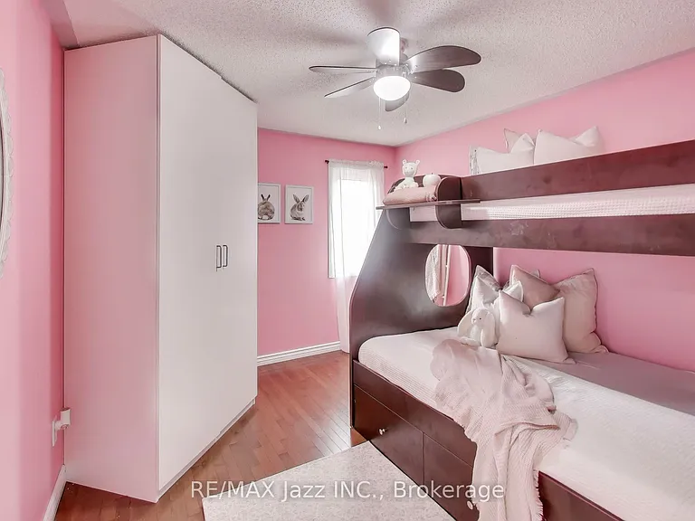 9 Maconnachie Pl — Photo 22