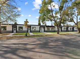 2275 Wellesley Ave #1, Windsor, ON N8W 2G1