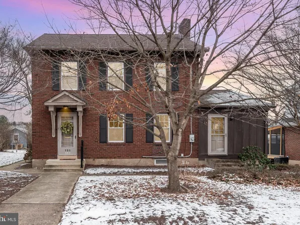 121 S 15th St, Camp Hill, PA 17011