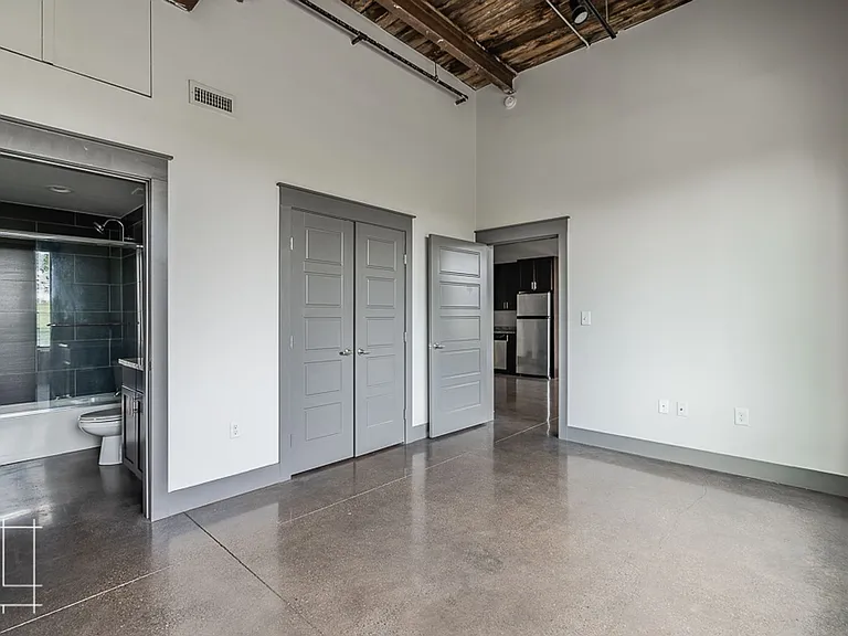 Wonder Bread Lofts — Photo 145