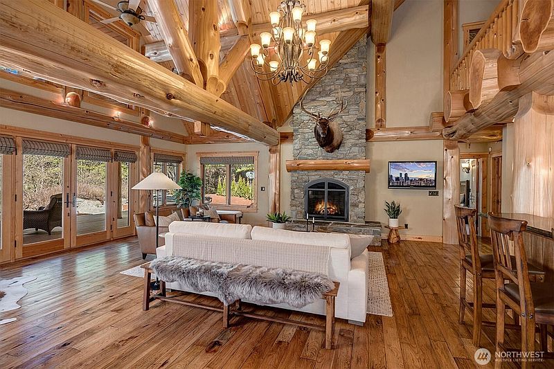 4th image of 51 Thimbleberry Court