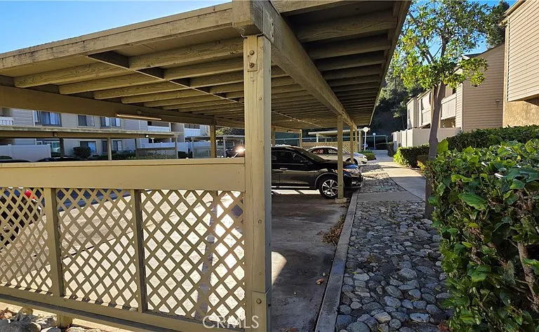 4 Country Mile Rd — Photo 24