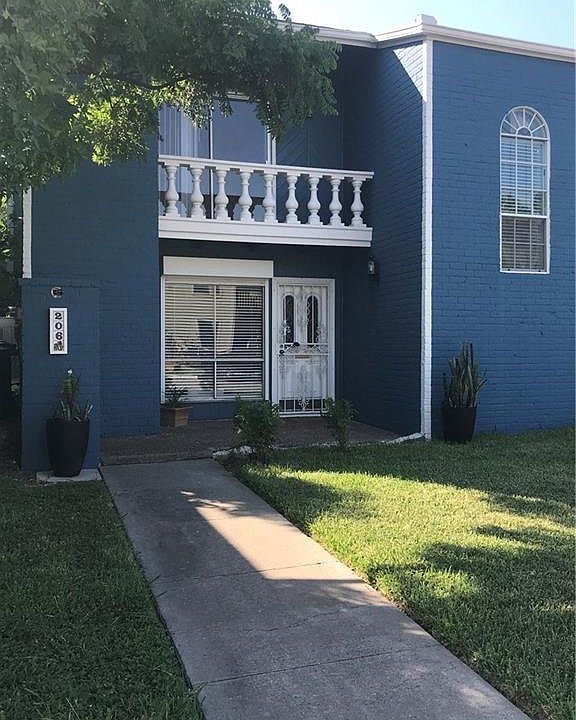 1st image of 206 Circle Dr