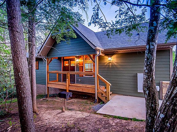 2nd image of 408 Potters Ridge Rd