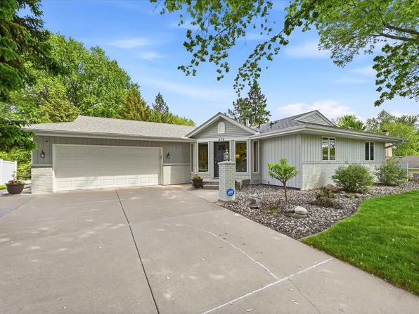 974 Kohlman Ln, Saint Paul, MN 55109