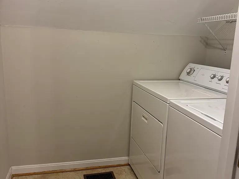 4299 Hawthorne Farms Rd — Photo 5