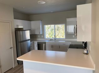 560 S Main St, Springville, UT 84663