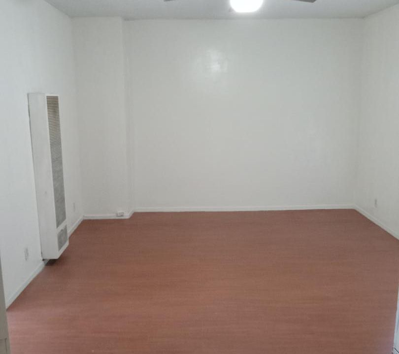 1st image of 4720 S Normandie Ave #4