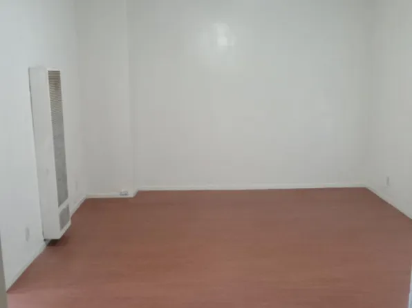 4720 S Normandie Ave #4, Los Angeles, CA 90037