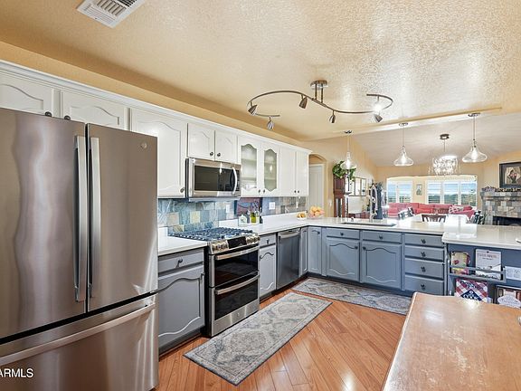 3rd image of 20324 N 110TH Lane