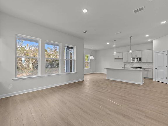 Similar Santorini Floorplan for Inspiration - Features and Finishes May Vary
