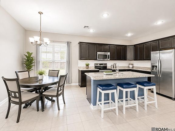 3rd image of 42568 Baystone Ave