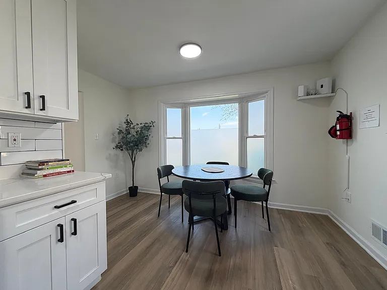 3105 Calydon Ct — Photo 2