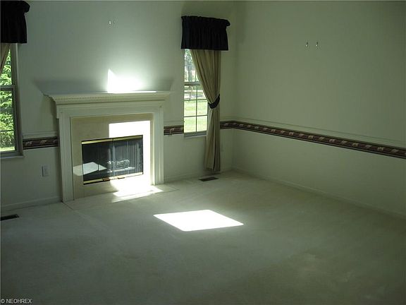 2nd image of 101 Marwyck Place Ln