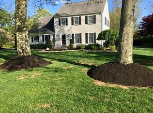 19 Fox Chase Ln, Belle Mead, NJ 08502