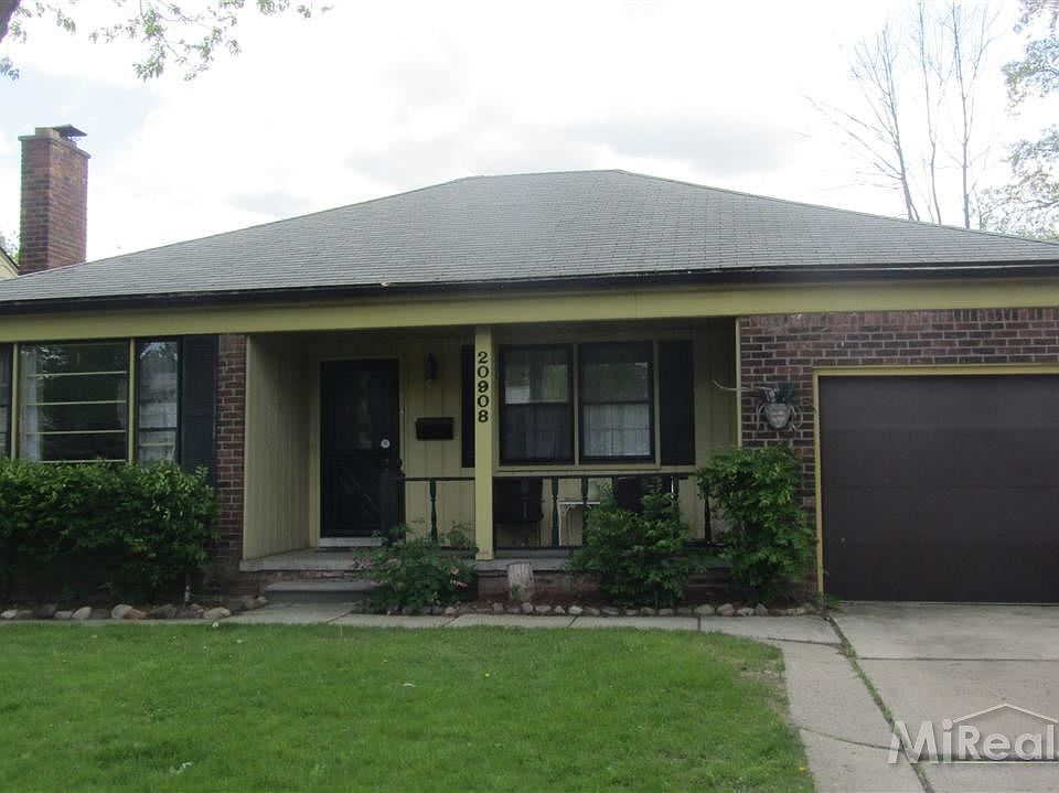 1st image of 20908 Hawthorne St