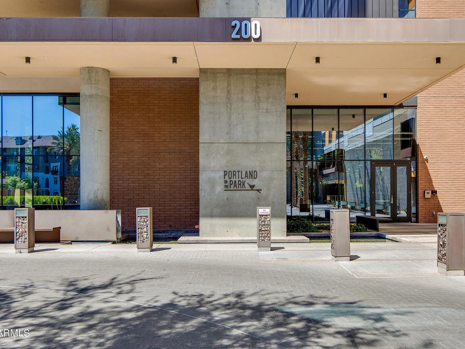 2 bed, 2.0 bath, 1188 sqft, $3,300 — Photo 3