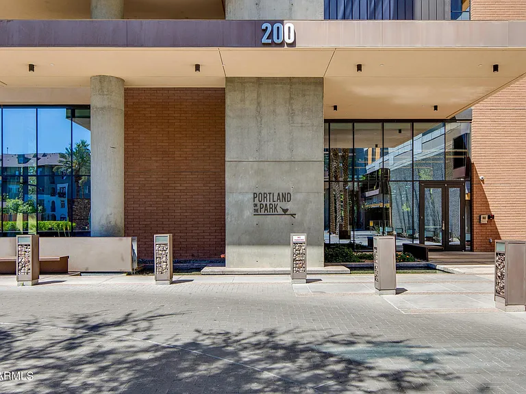 200 W Portland St #511 — Photo 3