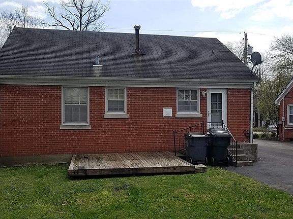 5th image of 209 Sherman Ave