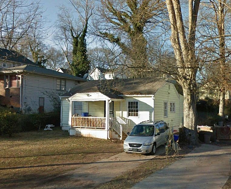 2nd image of 1586 Lincoln Ave