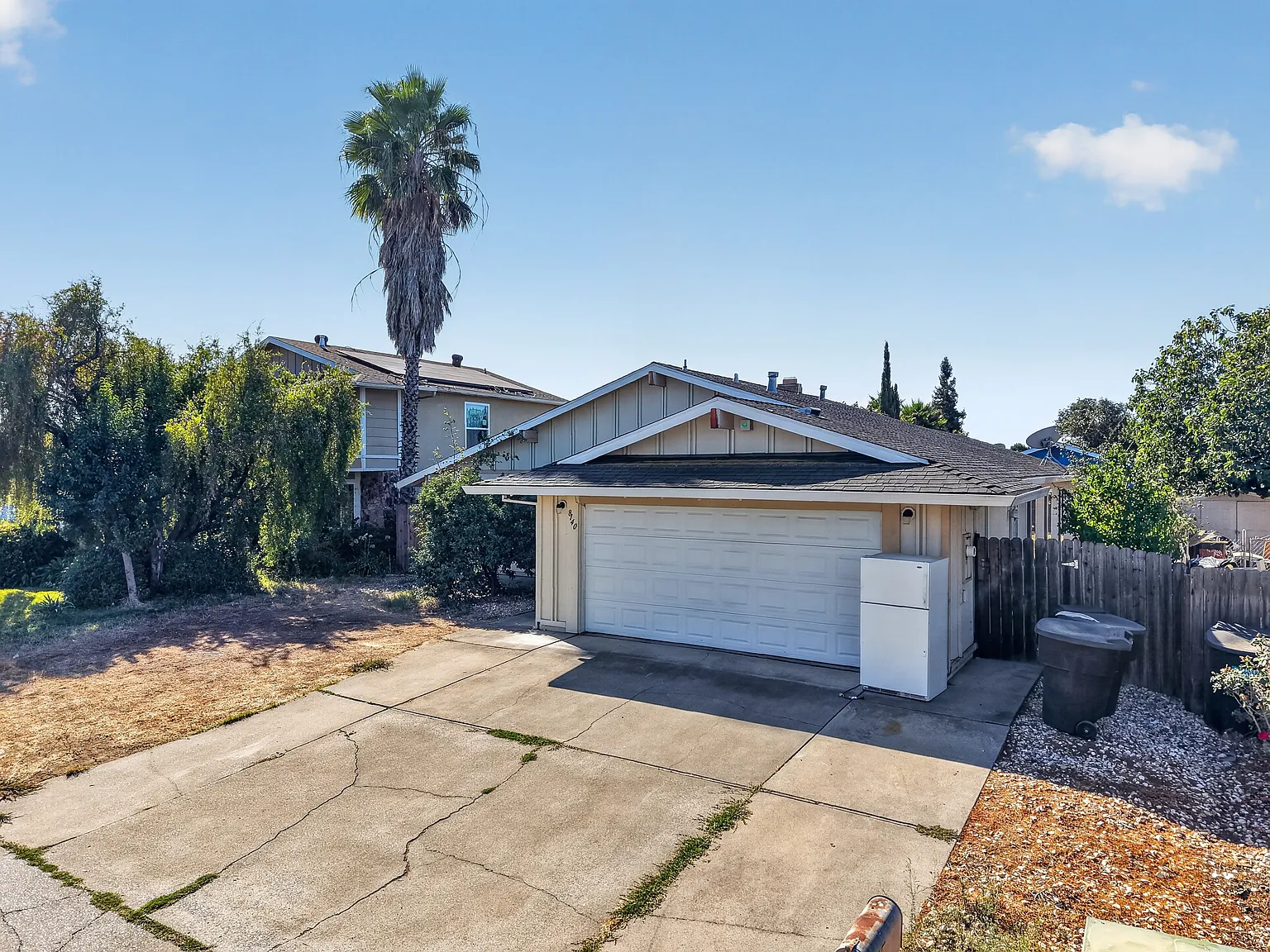 4 bed, 1729 sqft, $2,500 — Photo 3
