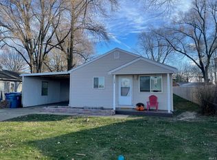 724 S Center St, Bremen, IN 46506