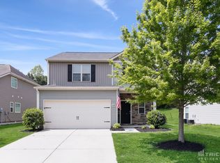 6327 Springbeauty Dr, Charlotte, NC 28227