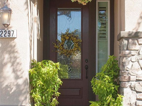 3rd image of 2297 Clearbrook Cir