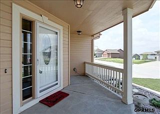 2nd image of 16549 Rosewood St